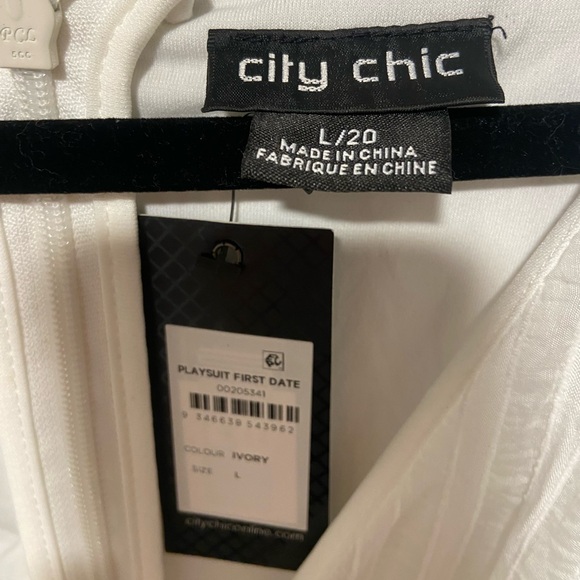 Ivory First Date Playsuit - Picture 4 of 4